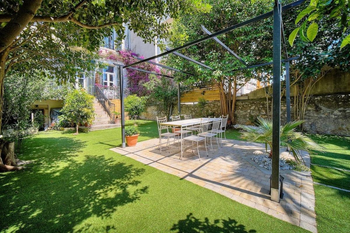 App. Odette Duplex - 500m From The
