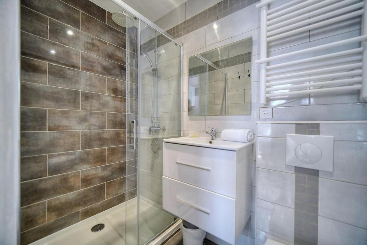 App. Odette Duplex - 500m From The